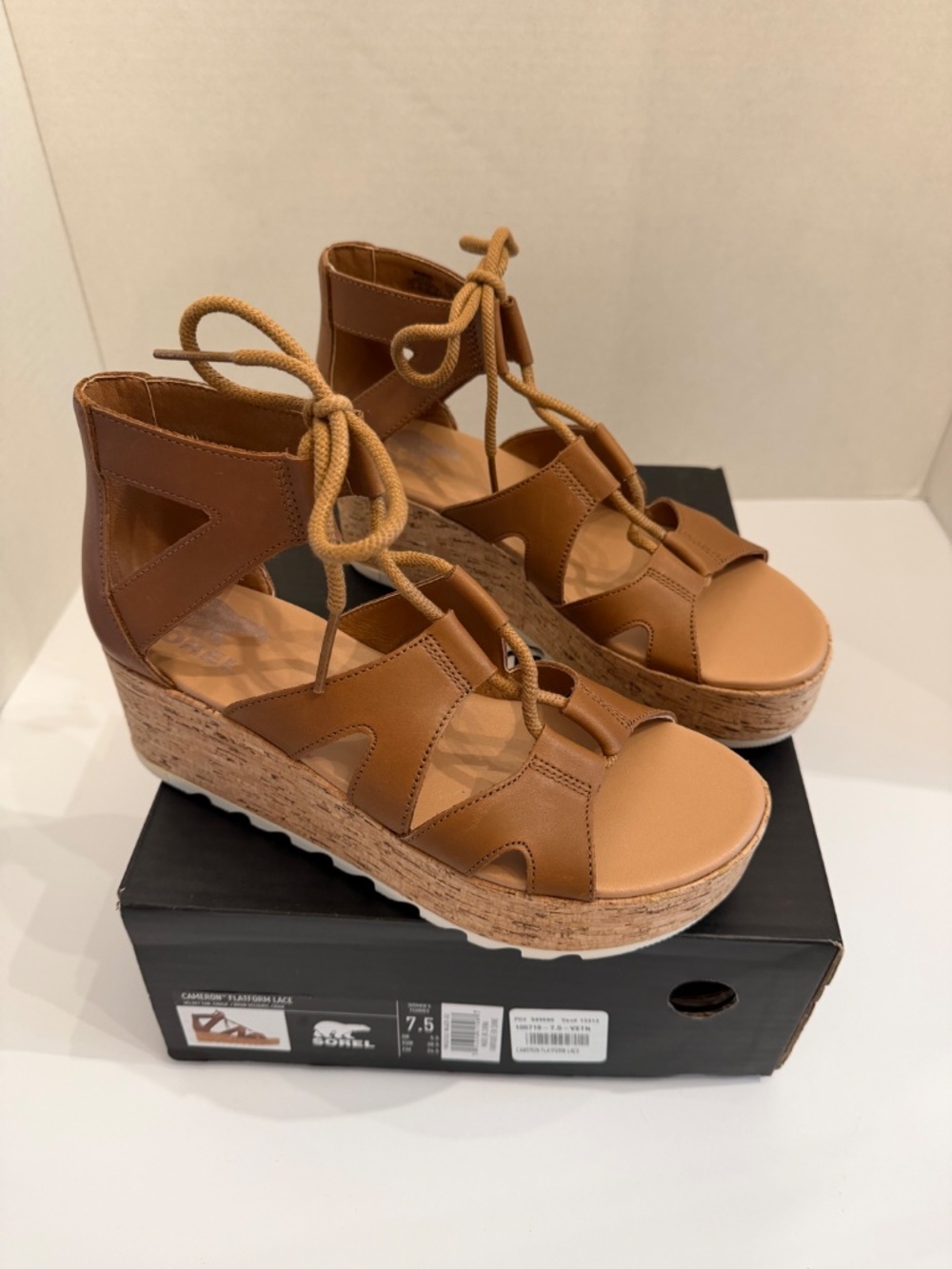 SOREL CAMERON FLATFORM LACE Size: 7.5 Color: Velvet Tan, Chalk - Picture 5 of 10